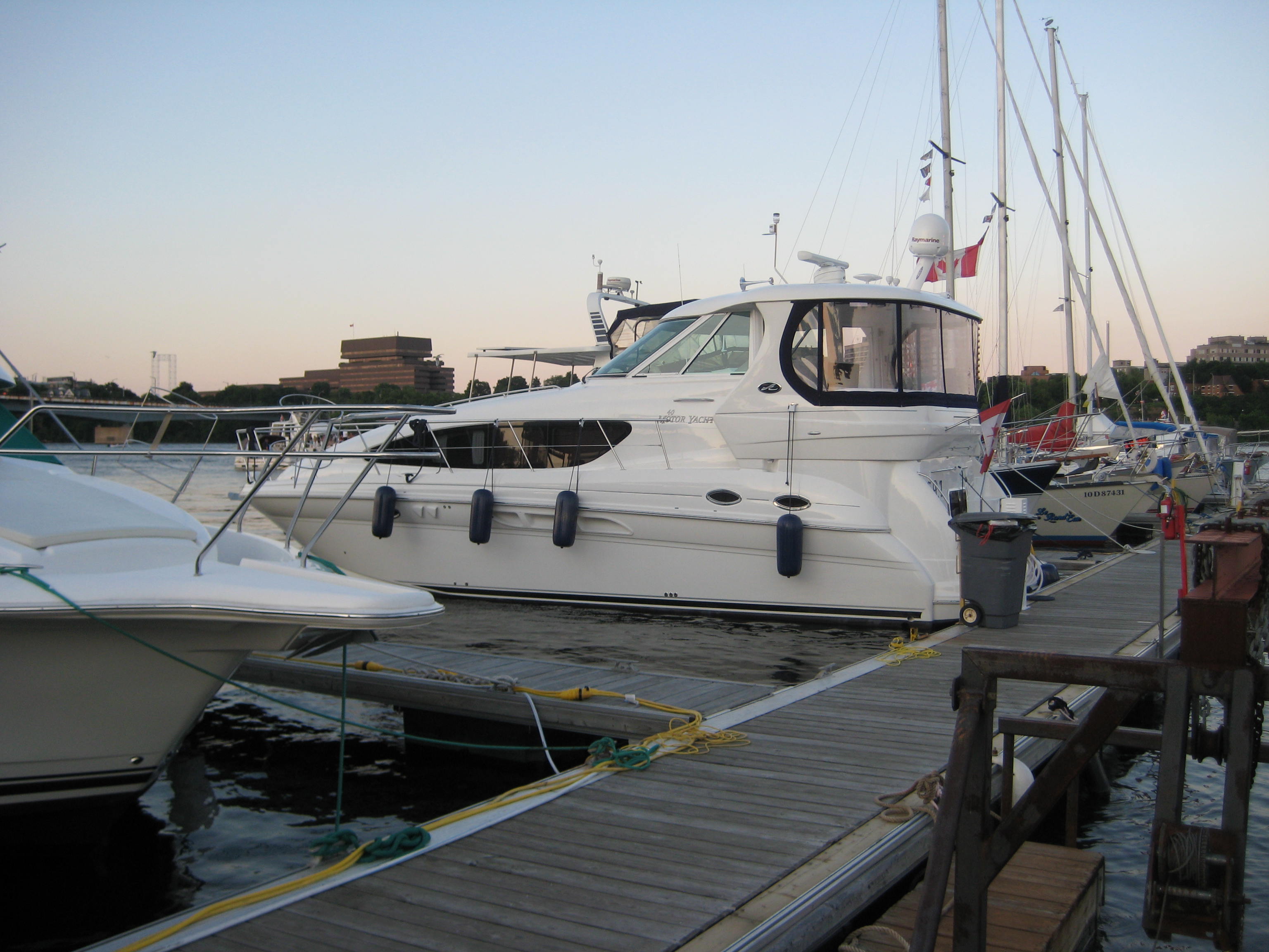 yacht rentals ottawa